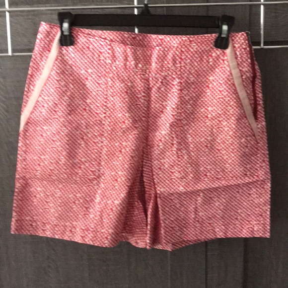 cabi Picnic shorts — Pink Patterned Shorts size 2 - Picture 1 of 2